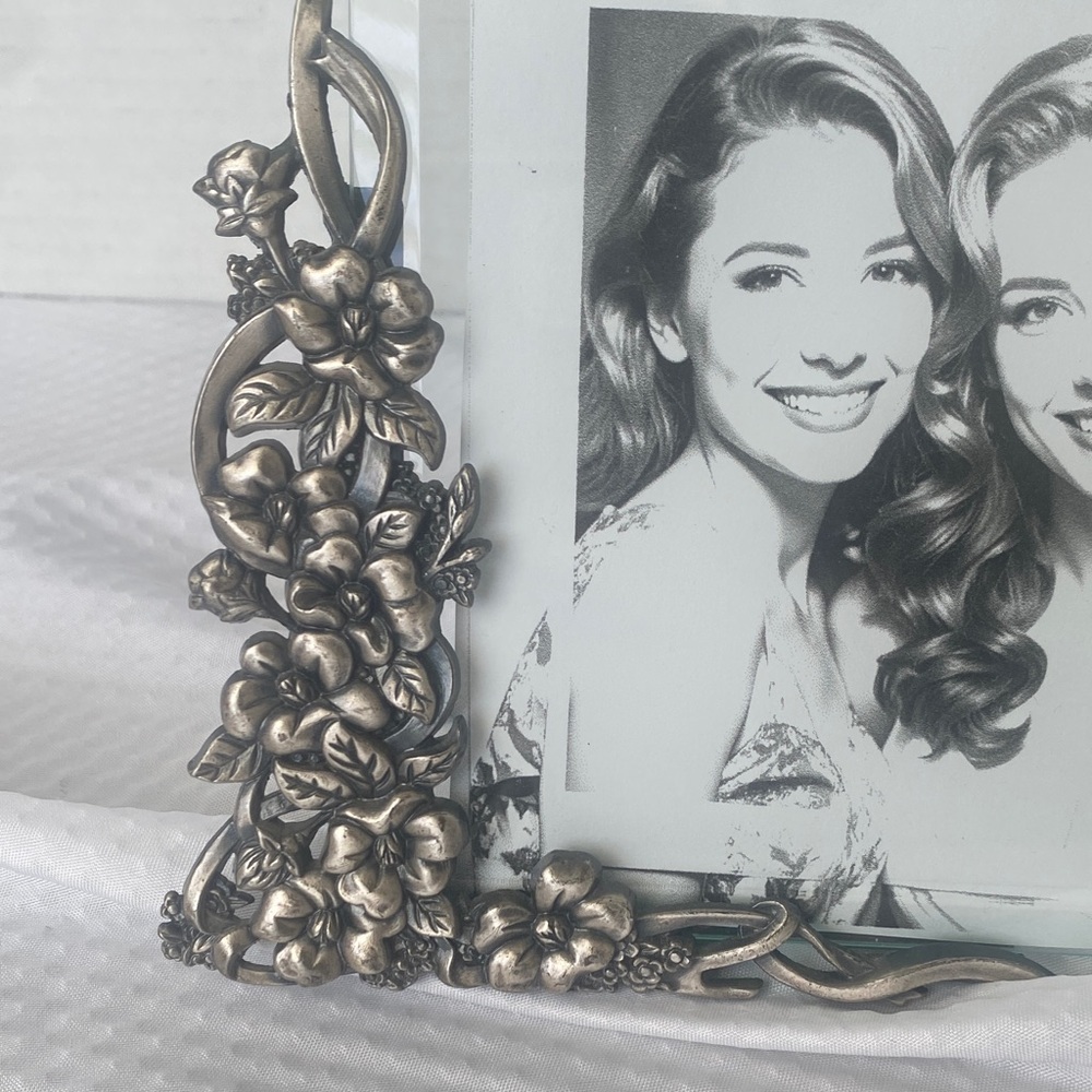 Silver Pewter Floral Double Glass Photo Frame - Picture 2 of 7
